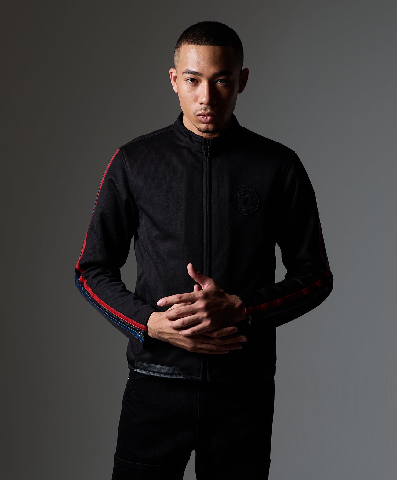 H178 B84 W72 サイズL 着用