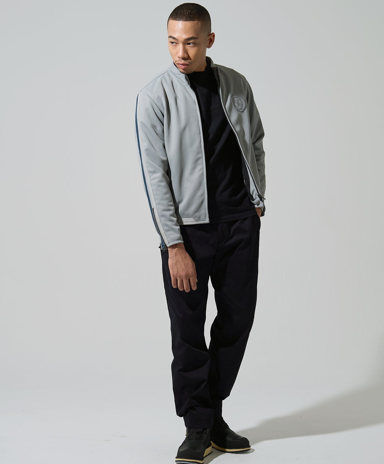 H178 B84 W72 サイズL 着用