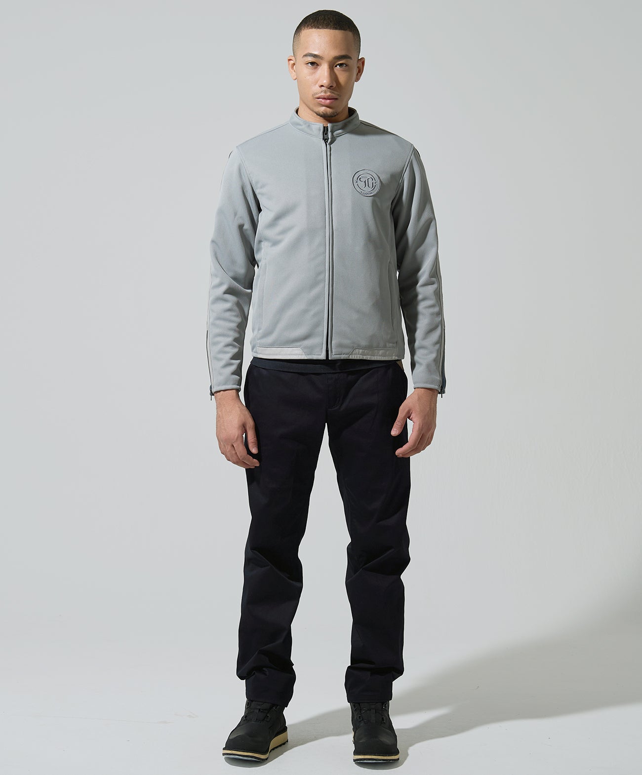 H178 B84 W72 サイズL 着用