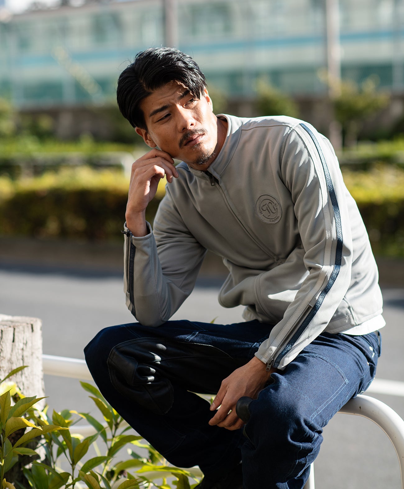 H185 B93 W72 サイズL 着用