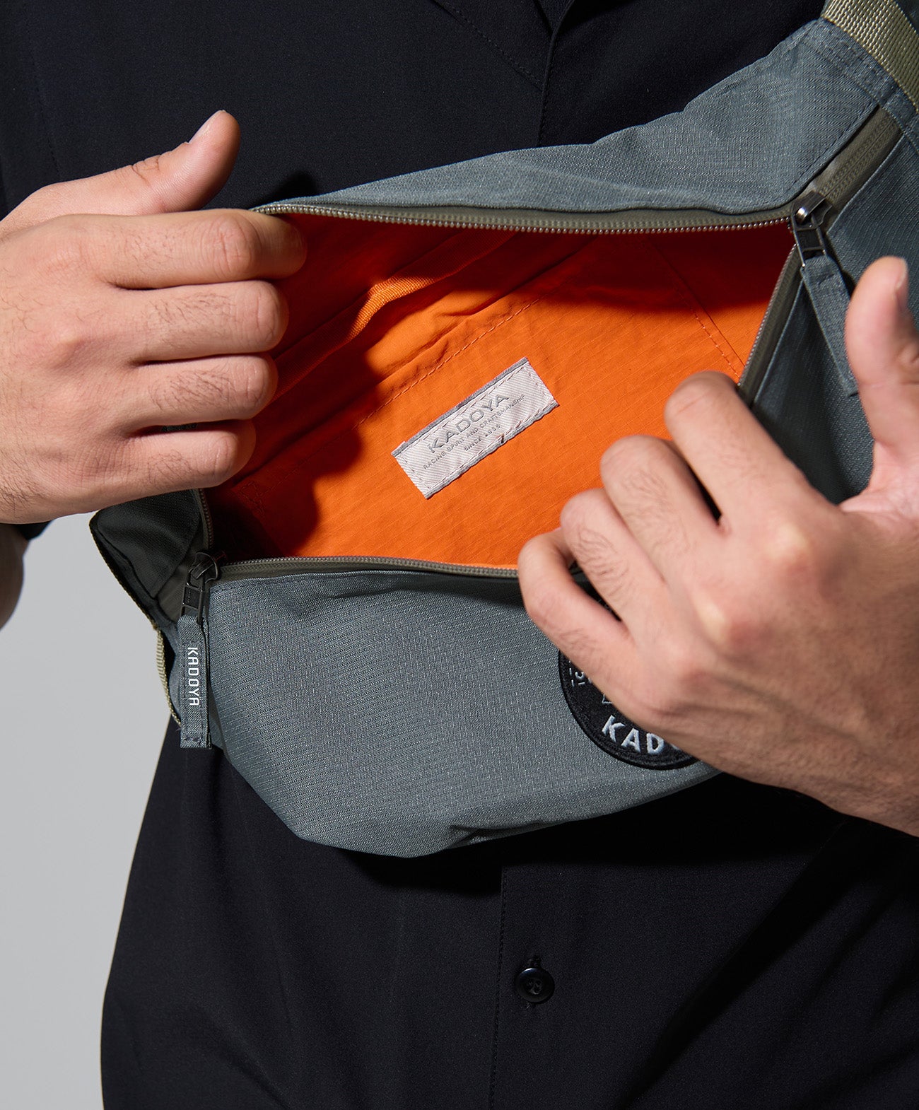 WAIST BODY BAG / グレー