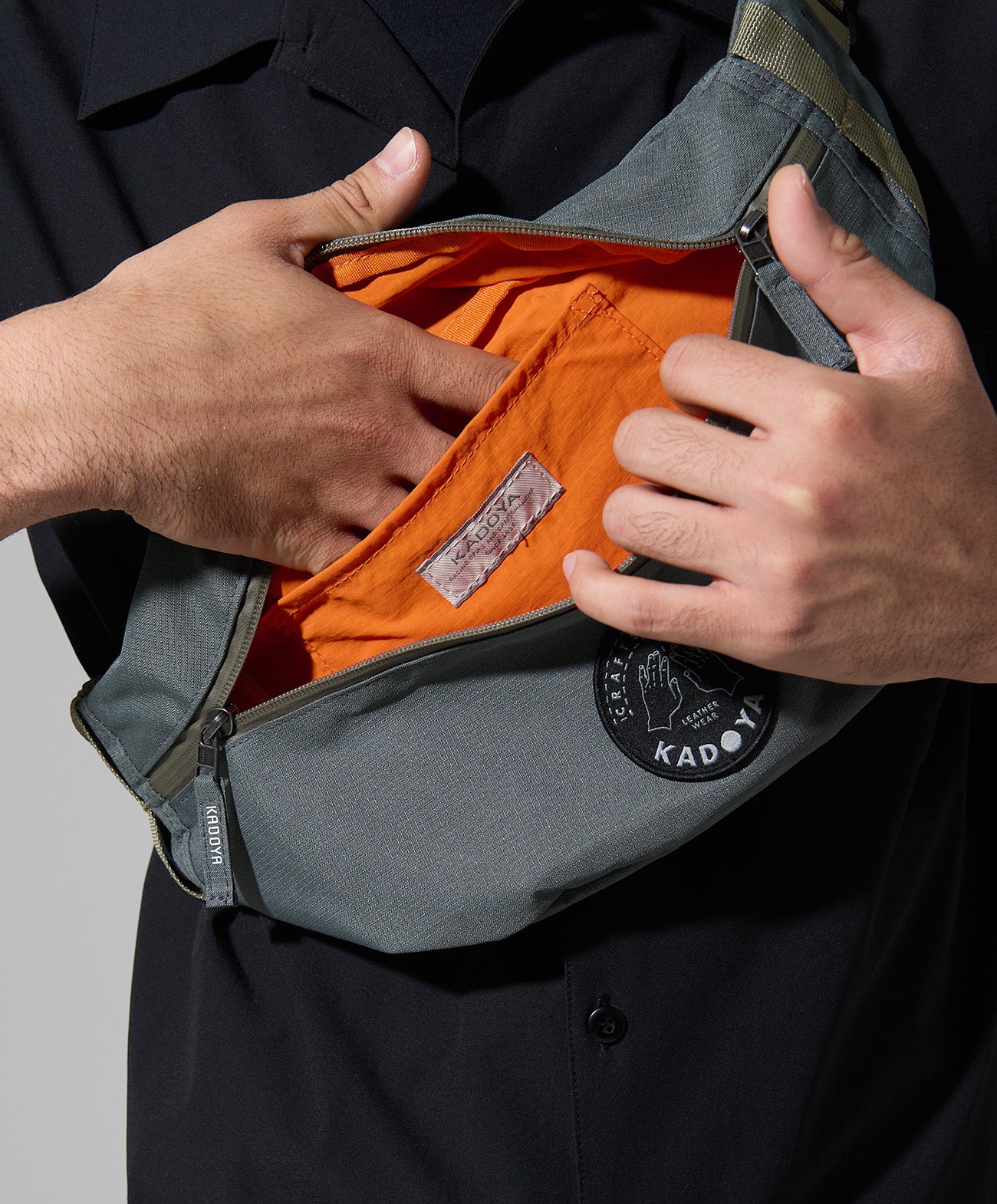 WAIST BODY BAG / グレー