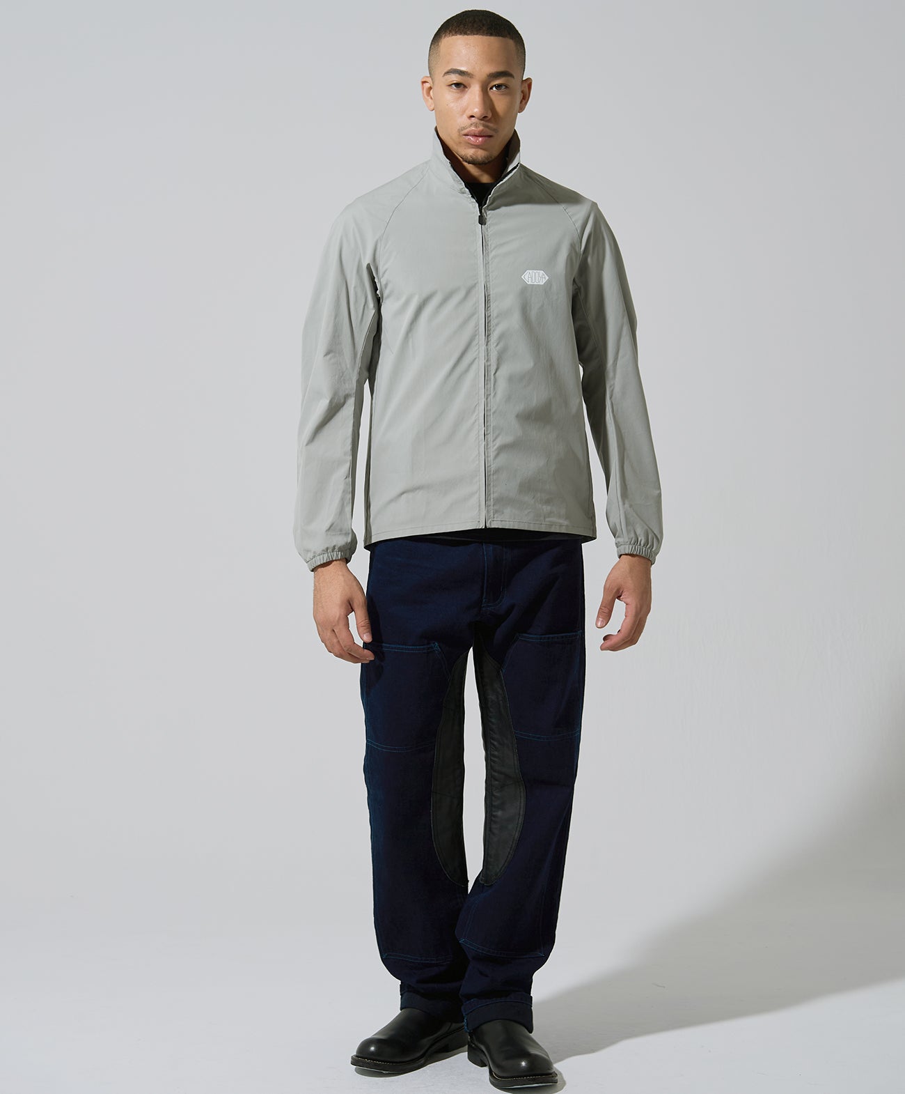 H178 B84 W72 サイズL 着用