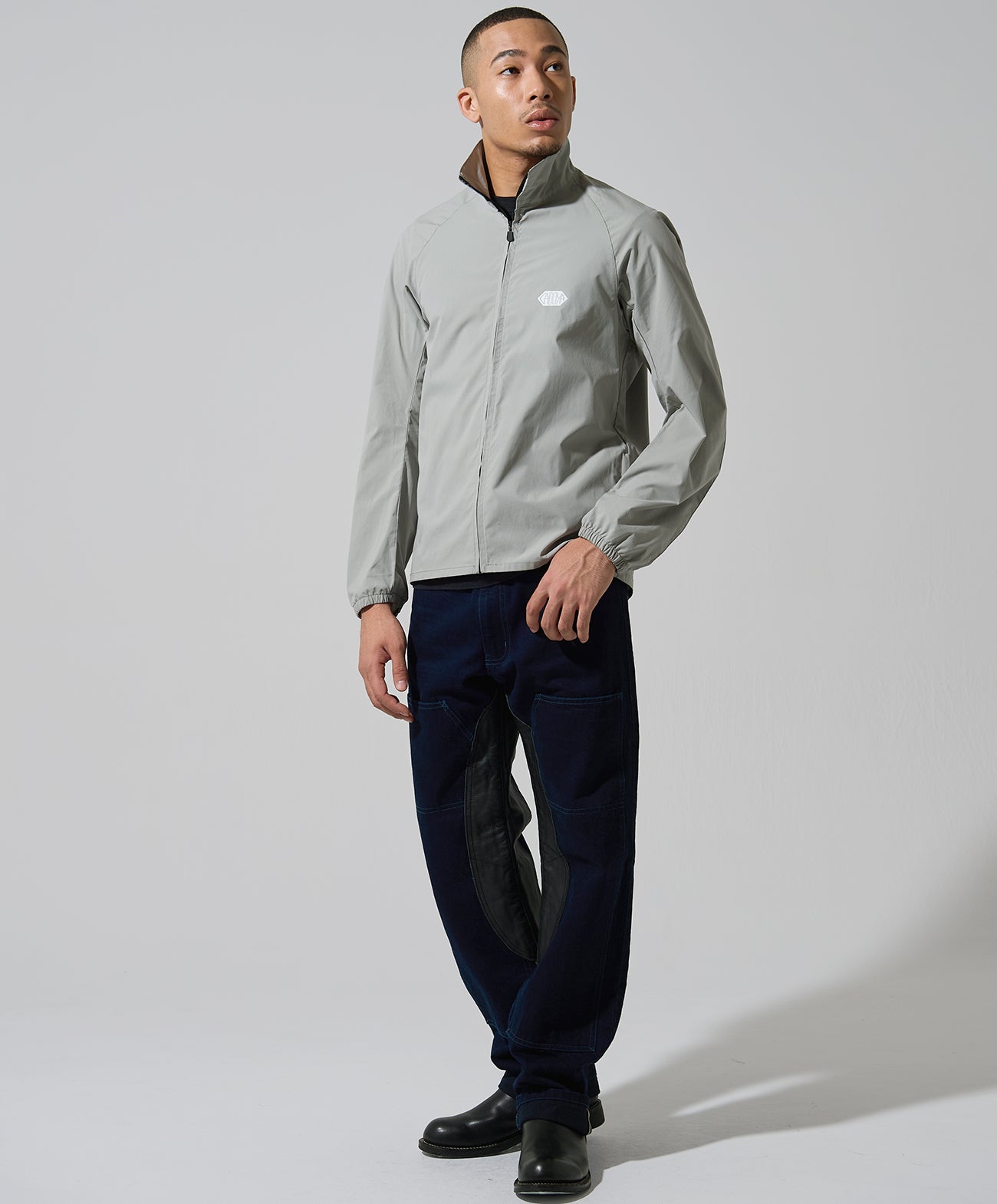 H178 B84 W72 サイズL 着用