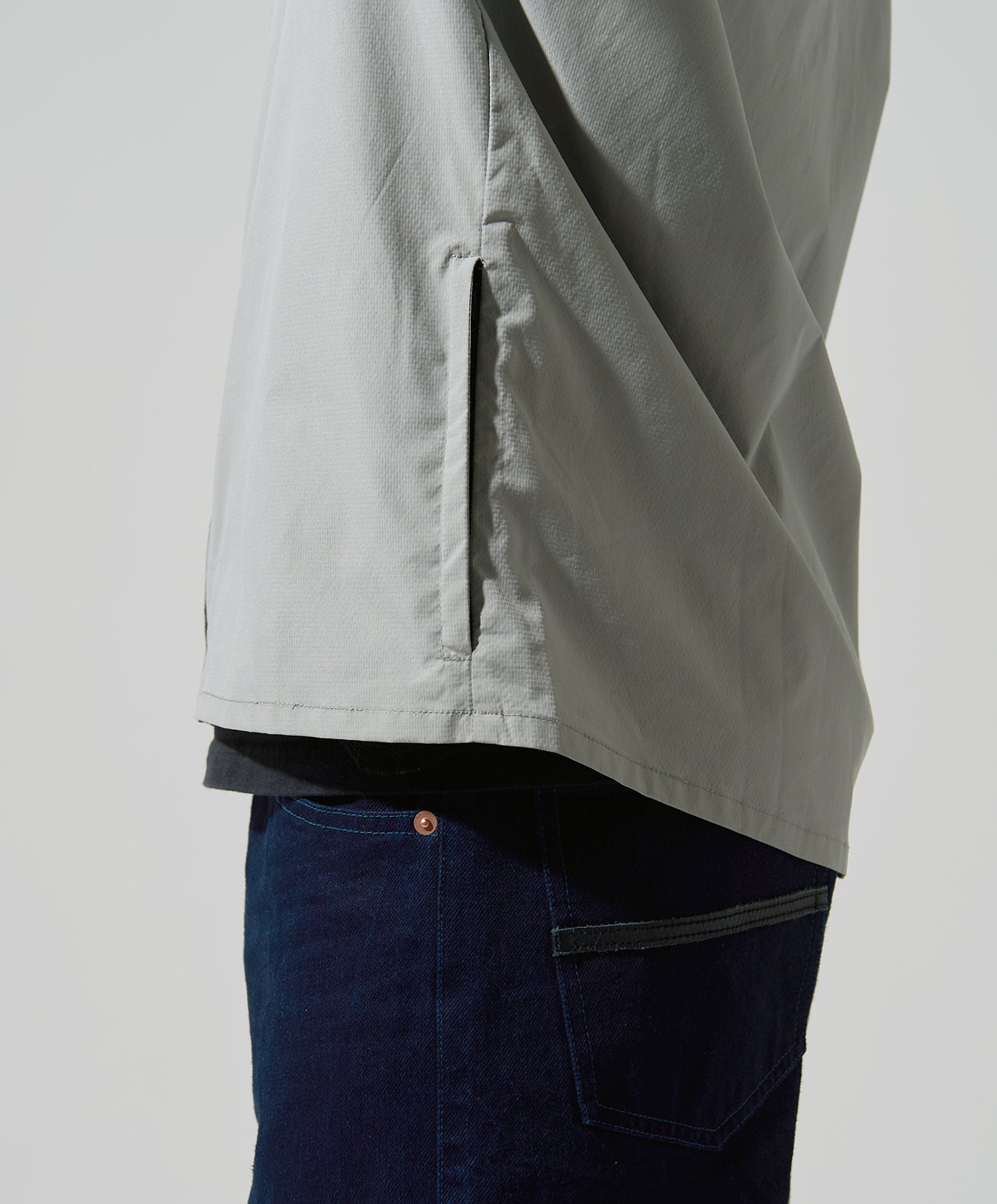 WIND BLOCK MDL / グレー