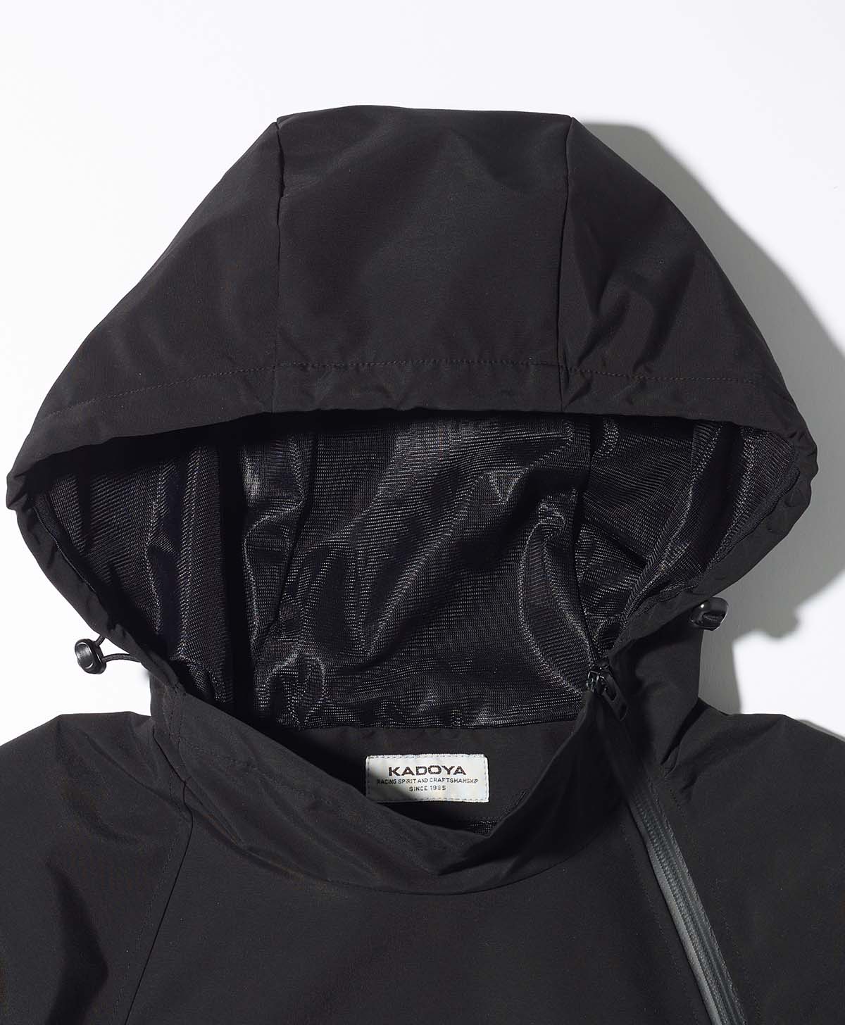 ROUND ZIP ANORAK / ブラック