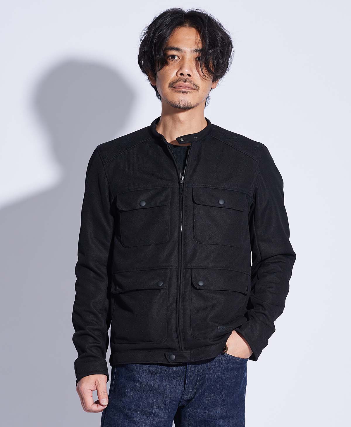 173cm 62kg サイズL Tシャツ着用