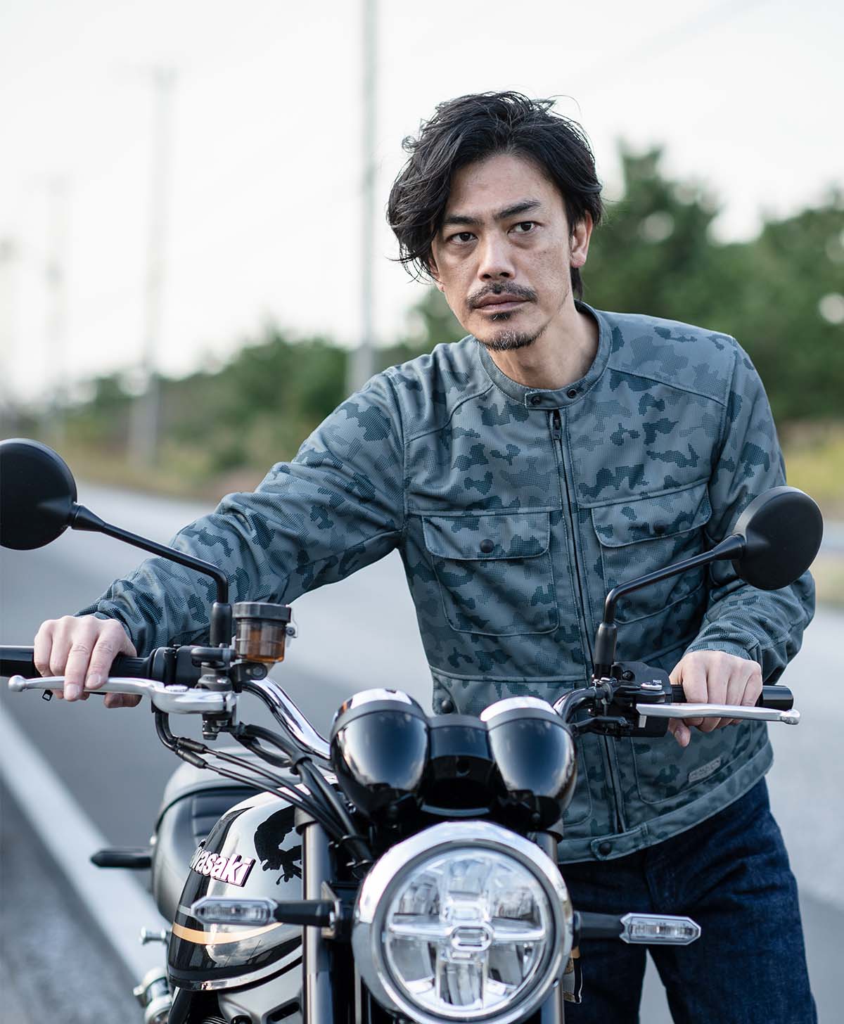 173cm 62kg サイズL Tシャツ着用