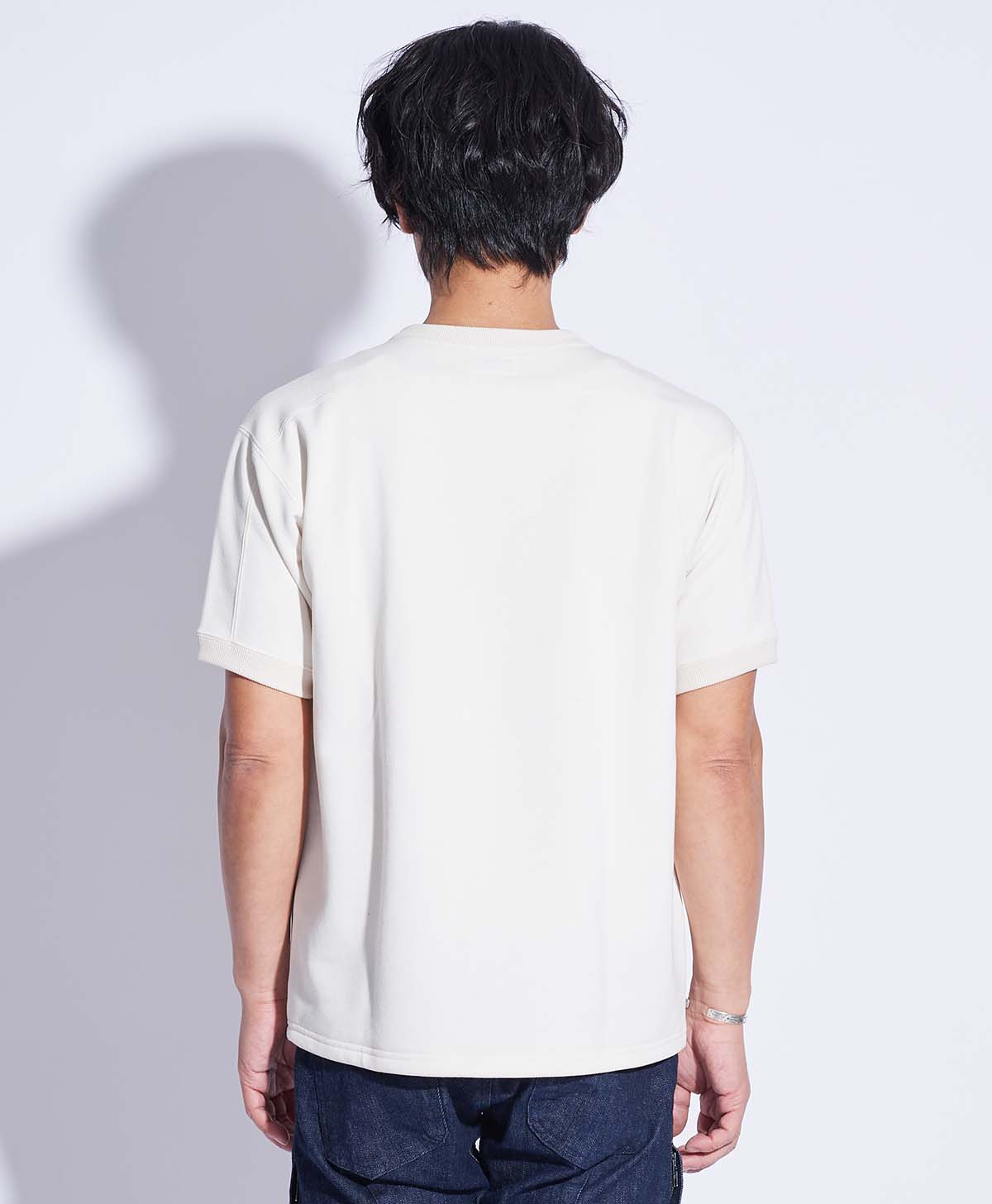 173cm 62kg サイズL