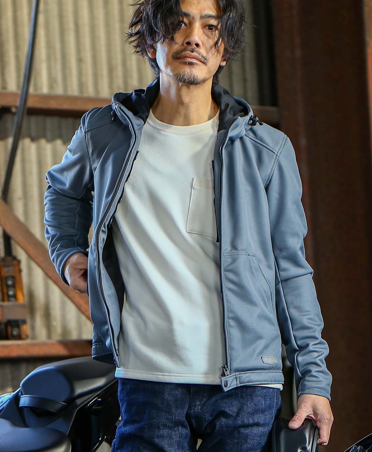 173cm 62kg サイズL