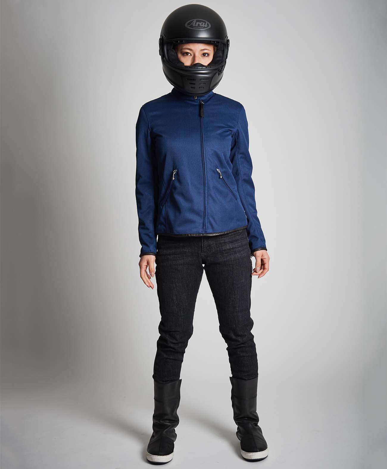 159cm 48kg サイズWM Tシャツ着用