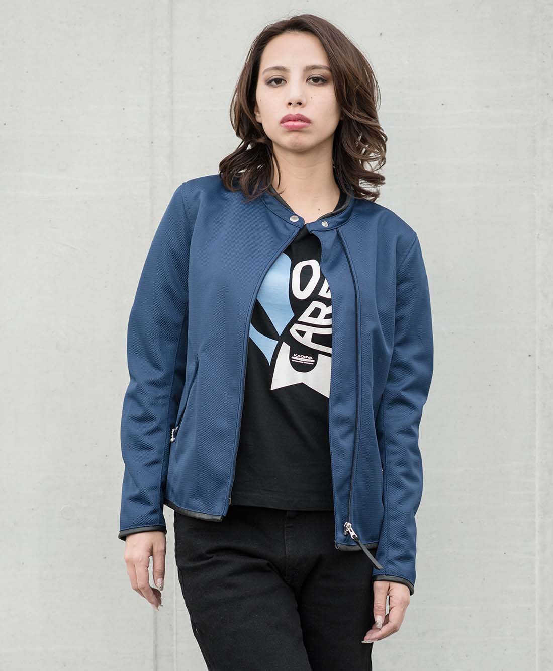 165cm 49kg サイズWM Tシャツ着用