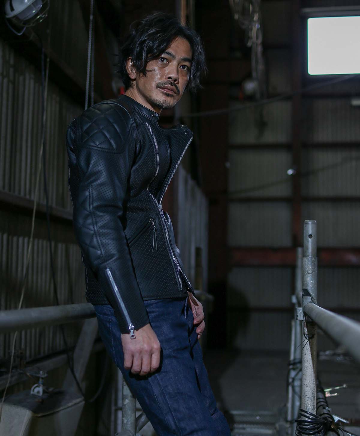 173cm 62kg サイズM Tシャツ着用