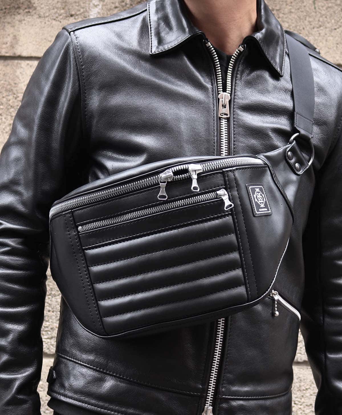 HF Lab / Tuck Roll-85 / Negro