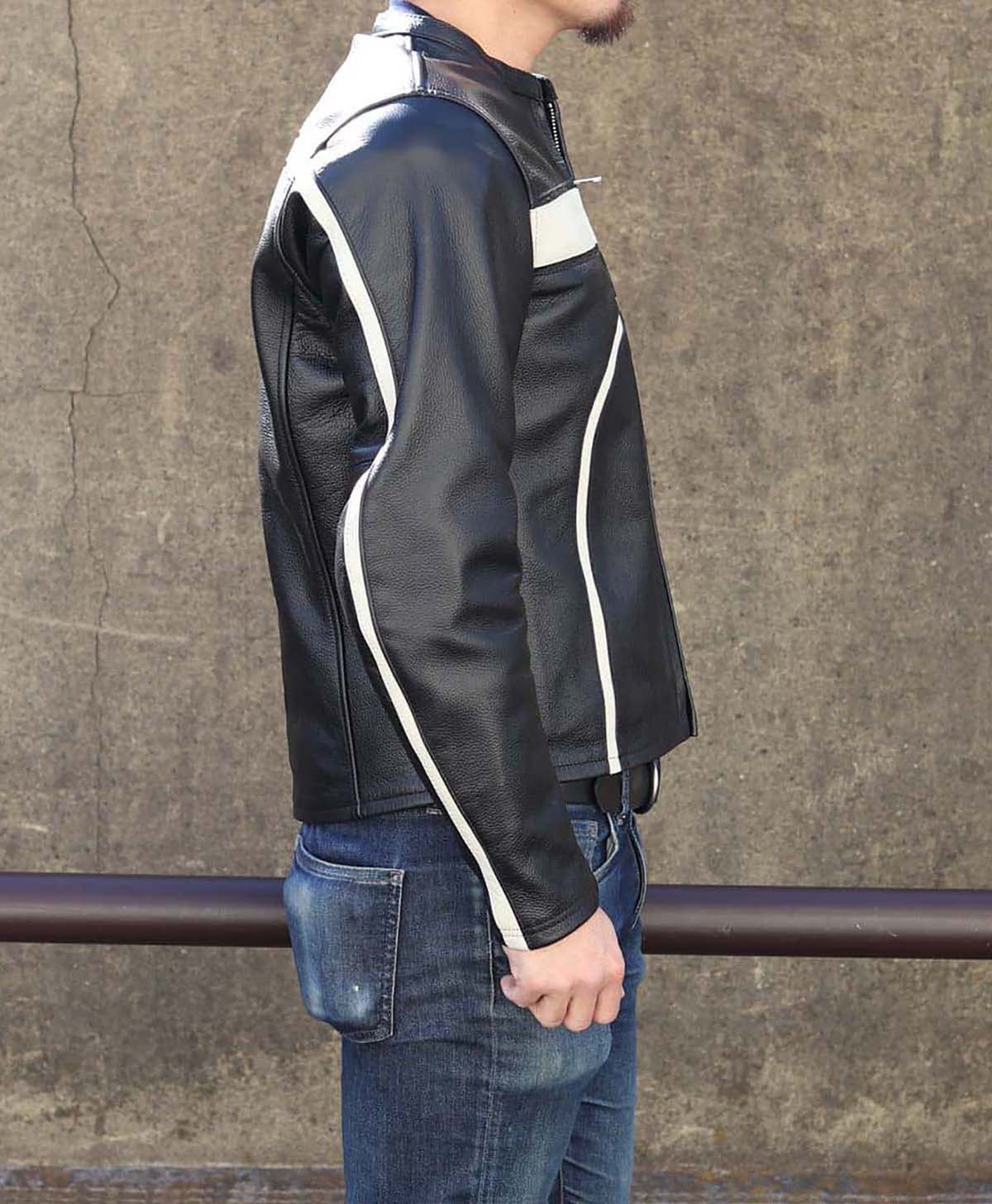 172cm 65kg サイズL Tシャツ着用