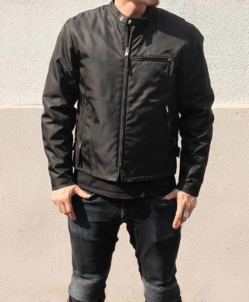 172cm 65kg サイズL Tシャツ着用