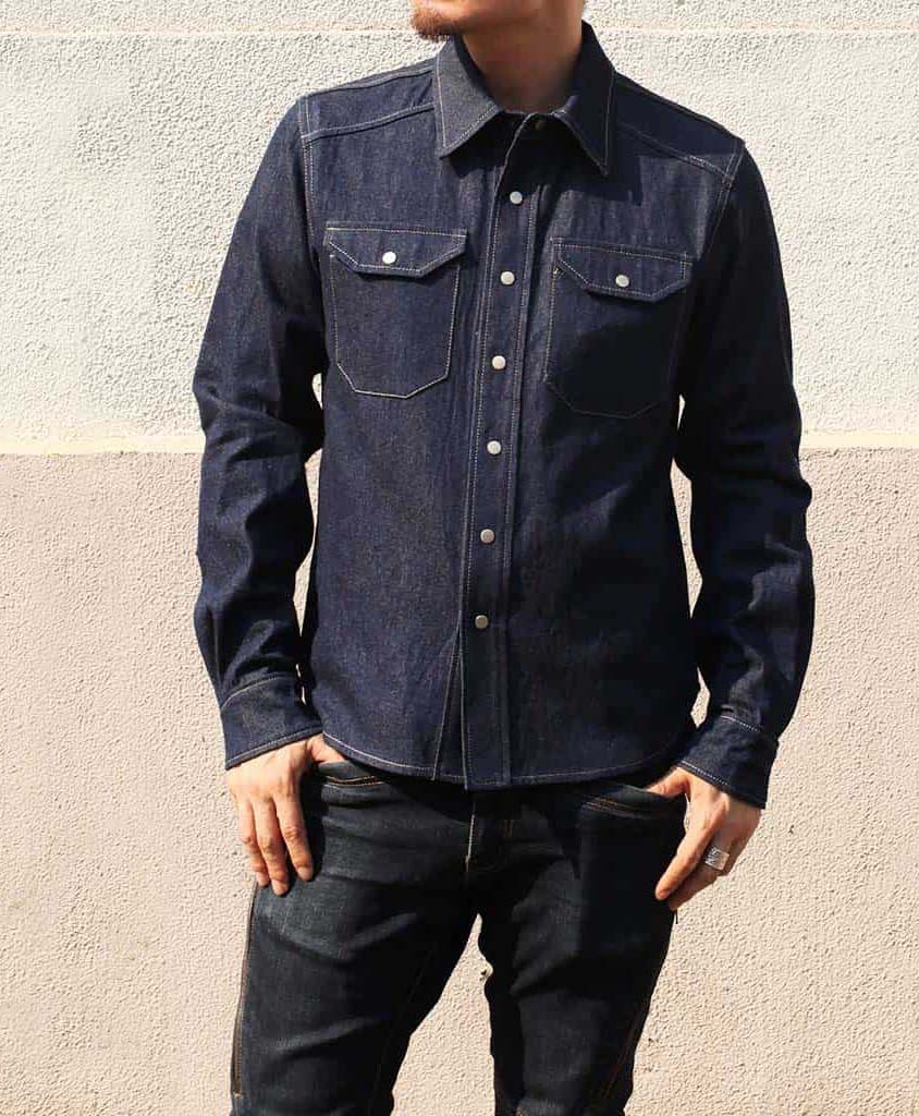 172cm 65kg サイズL Tシャツ着用
